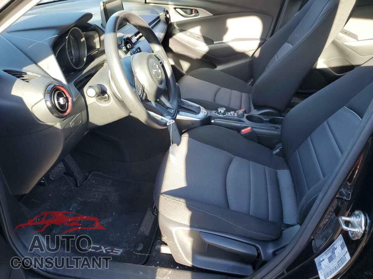 MAZDA CX-3 2018 - JM1DKDB73J0317558
