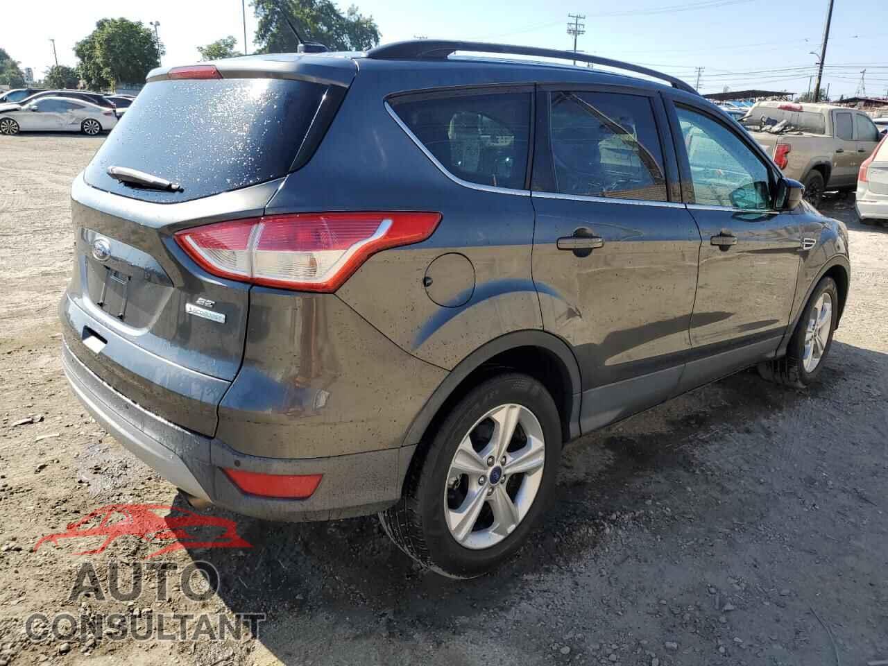 FORD ESCAPE 2015 - 1FMCU0GX9FUB31557