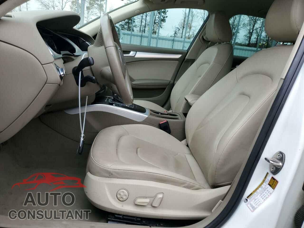 AUDI A4 2009 - WAULF78K99A135136