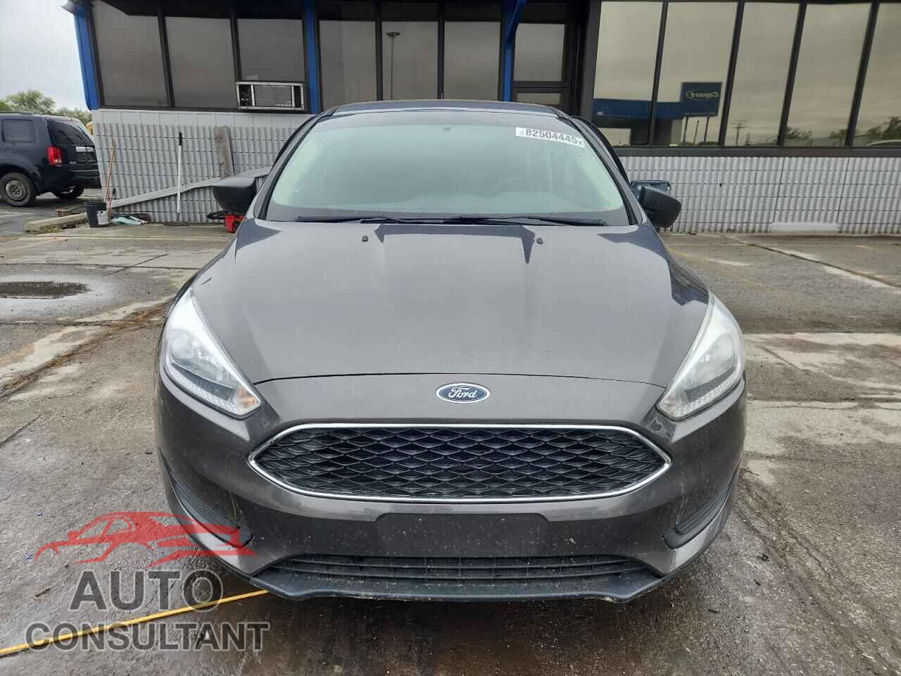 FORD FOCUS 2017 - 1FADP3E27HL206456