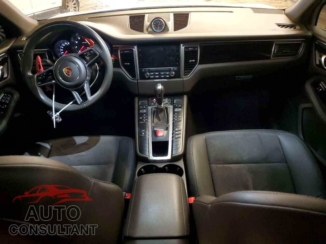 PORSCHE MACAN 2017 - WP1AA2A53HLB00237