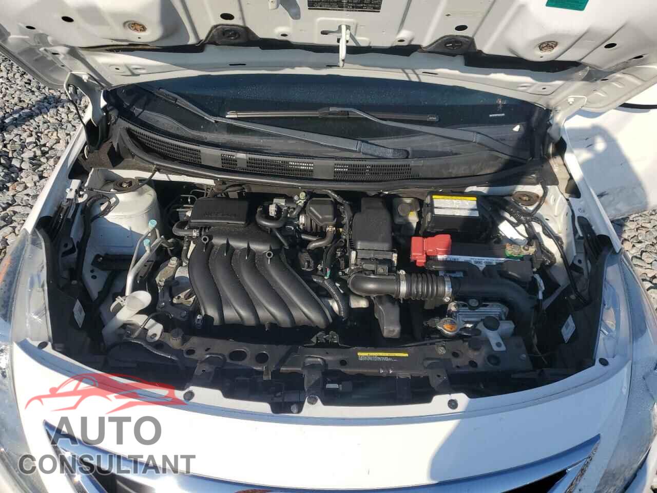 NISSAN VERSA 2017 - 3N1CN7AP3HL812493
