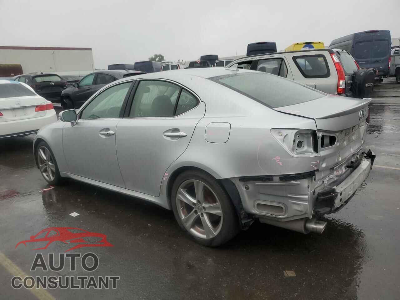 LEXUS IS 2011 - JTHBF5C29B5147892