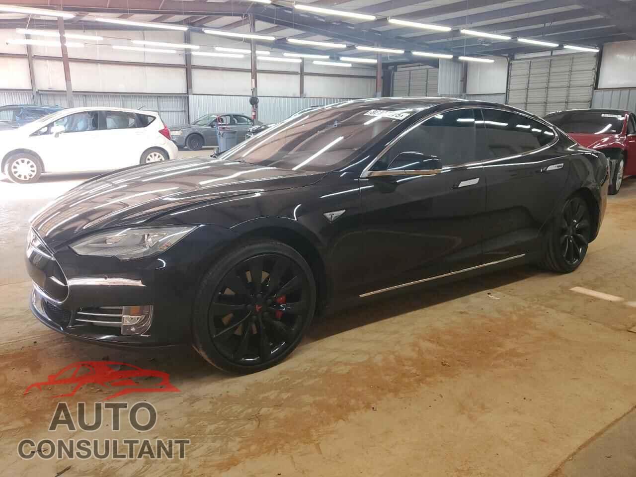 TESLA MODEL S 2015 - 5YJSA1H4XFF096569