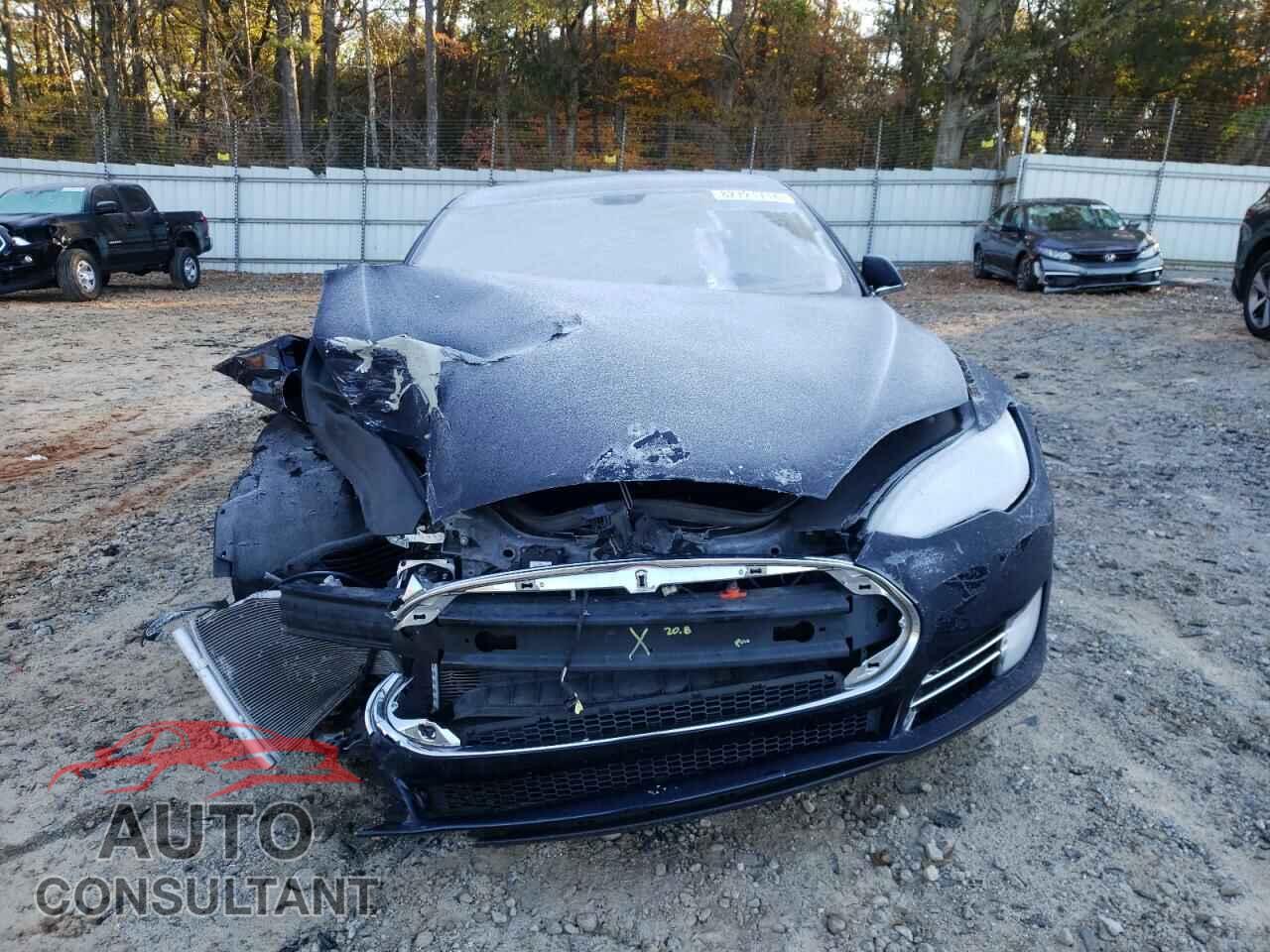 TESLA MODEL S 2014 - 5YJSA1H18EFP50876