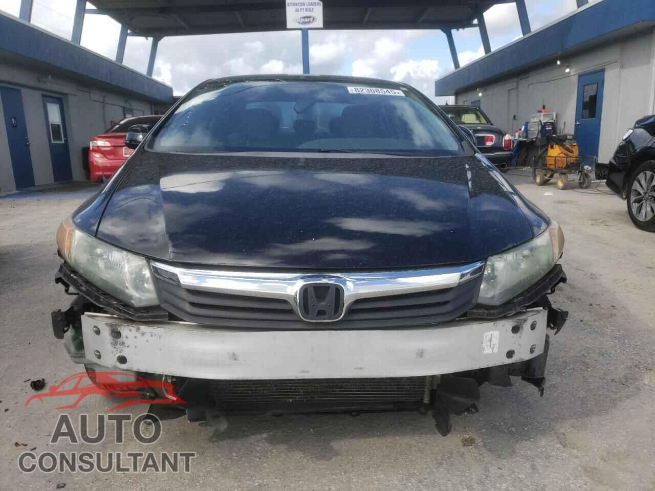 HONDA CIVIC 2012 - 2HGFB2F58CH559235