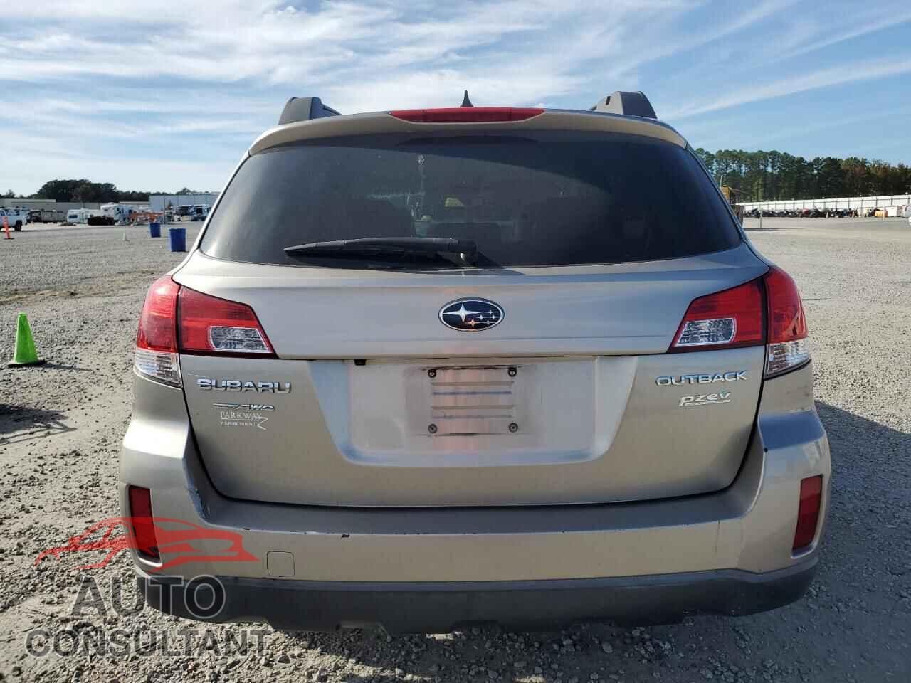 SUBARU OUTBACK 2014 - 4S4BRBLC7E3277195