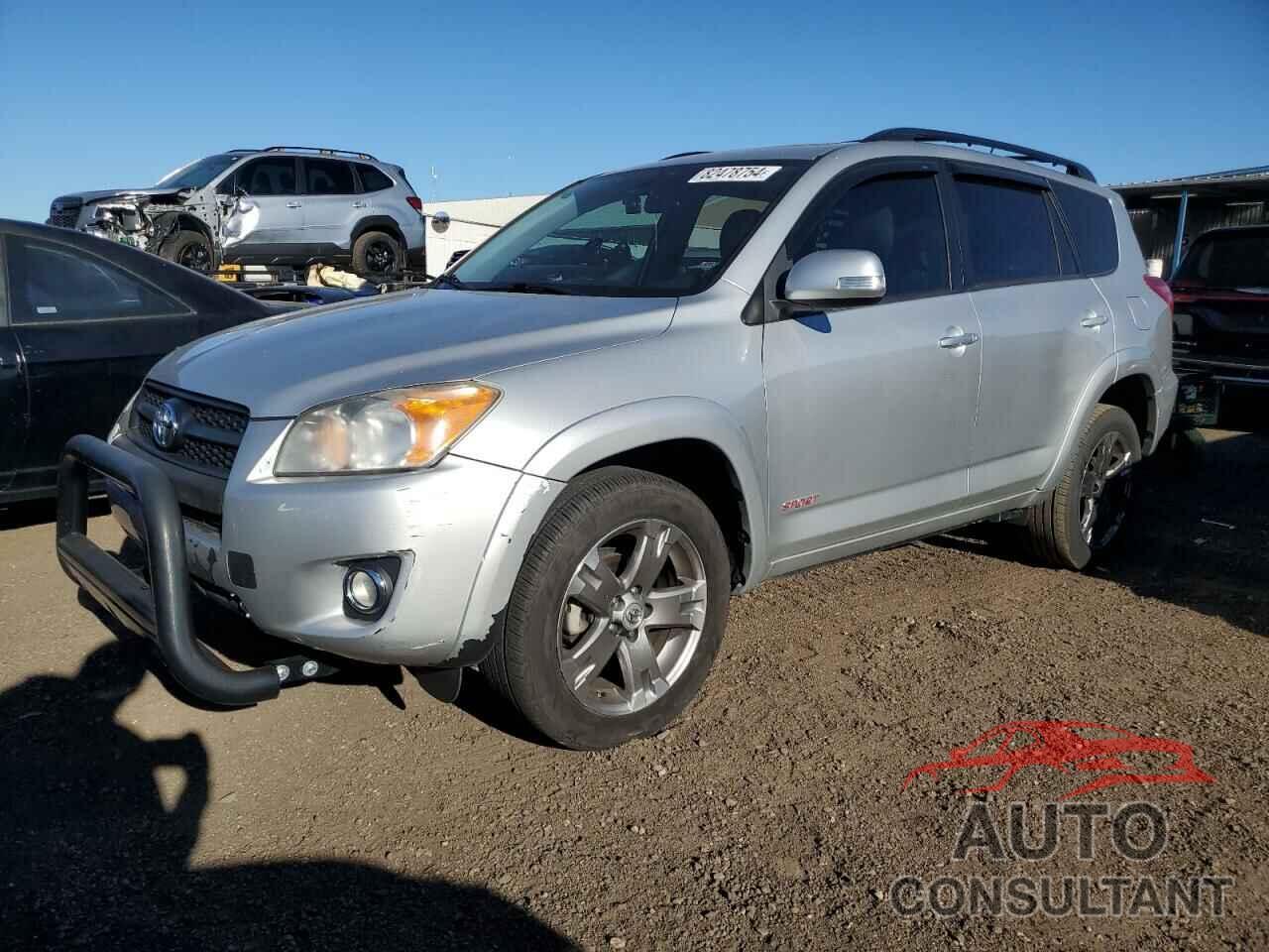 TOYOTA RAV4 2011 - JTMRF4DV3B5038301