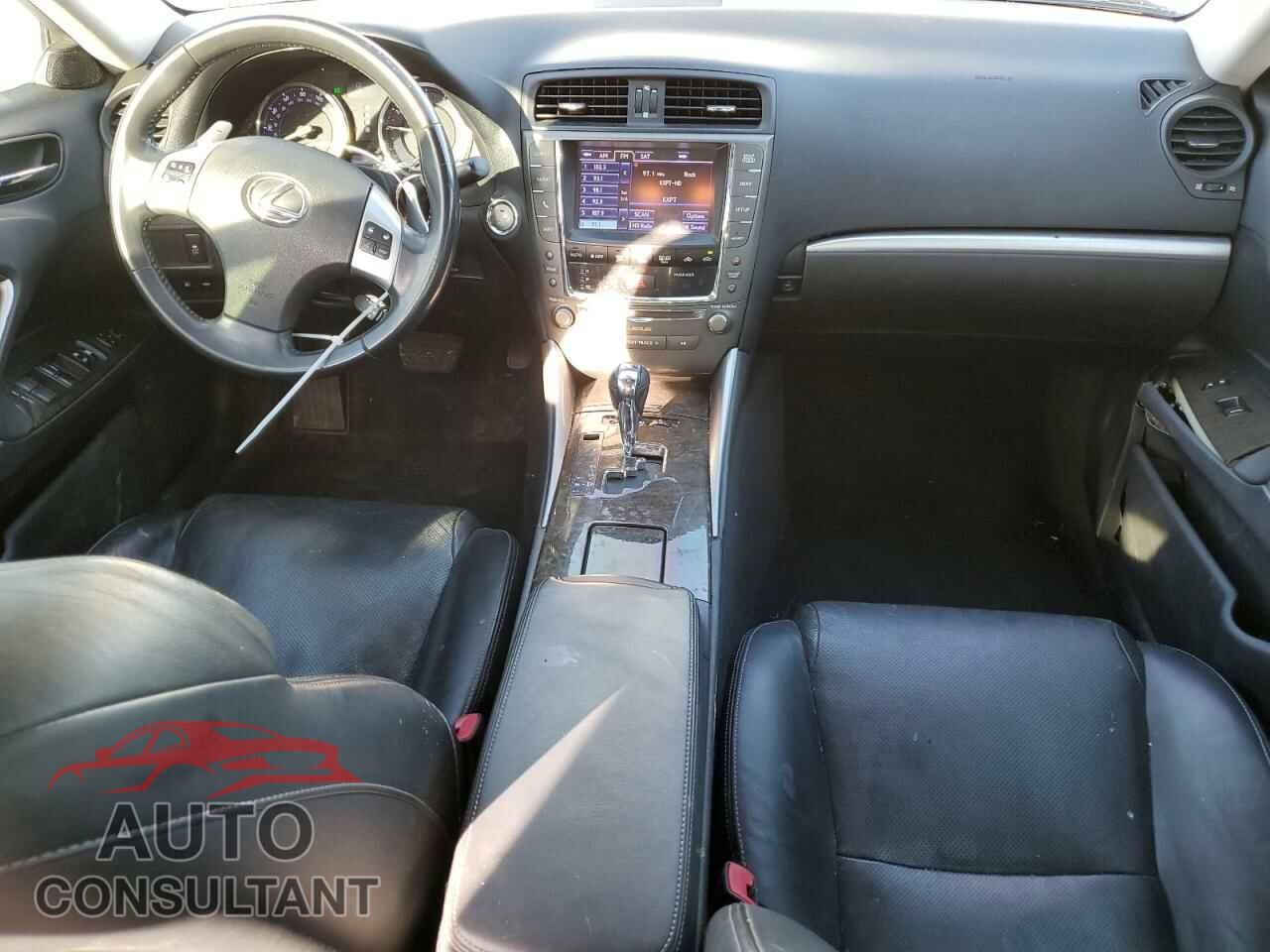 LEXUS IS 2013 - JTHBF5C25D5190452