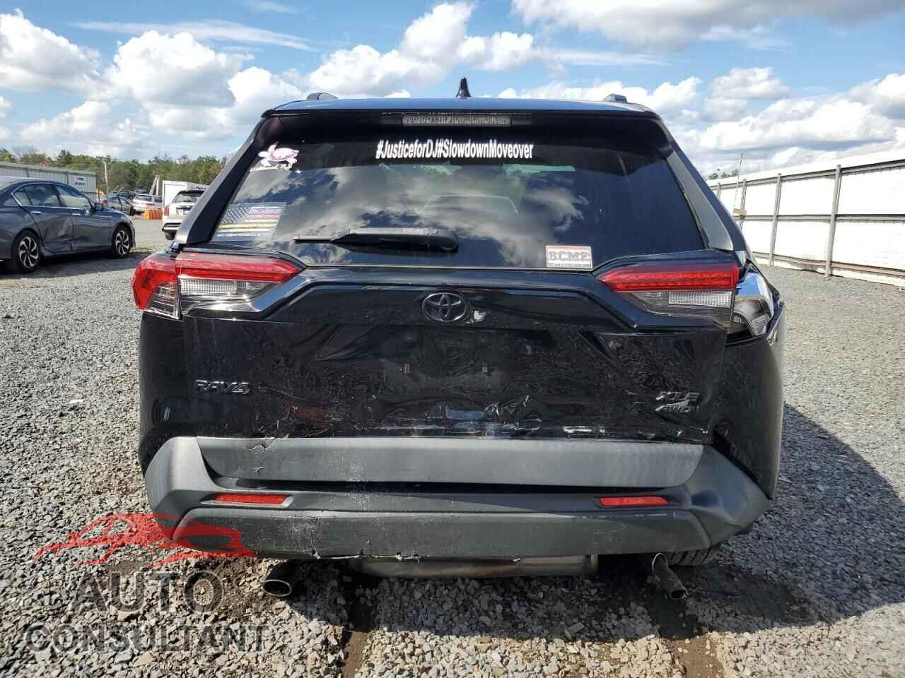 TOYOTA RAV4 2019 - JTMP1RFV3KD033783