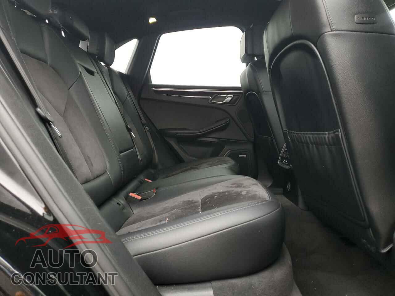 PORSCHE MACAN 2017 - WP1AA2A58HLB04834