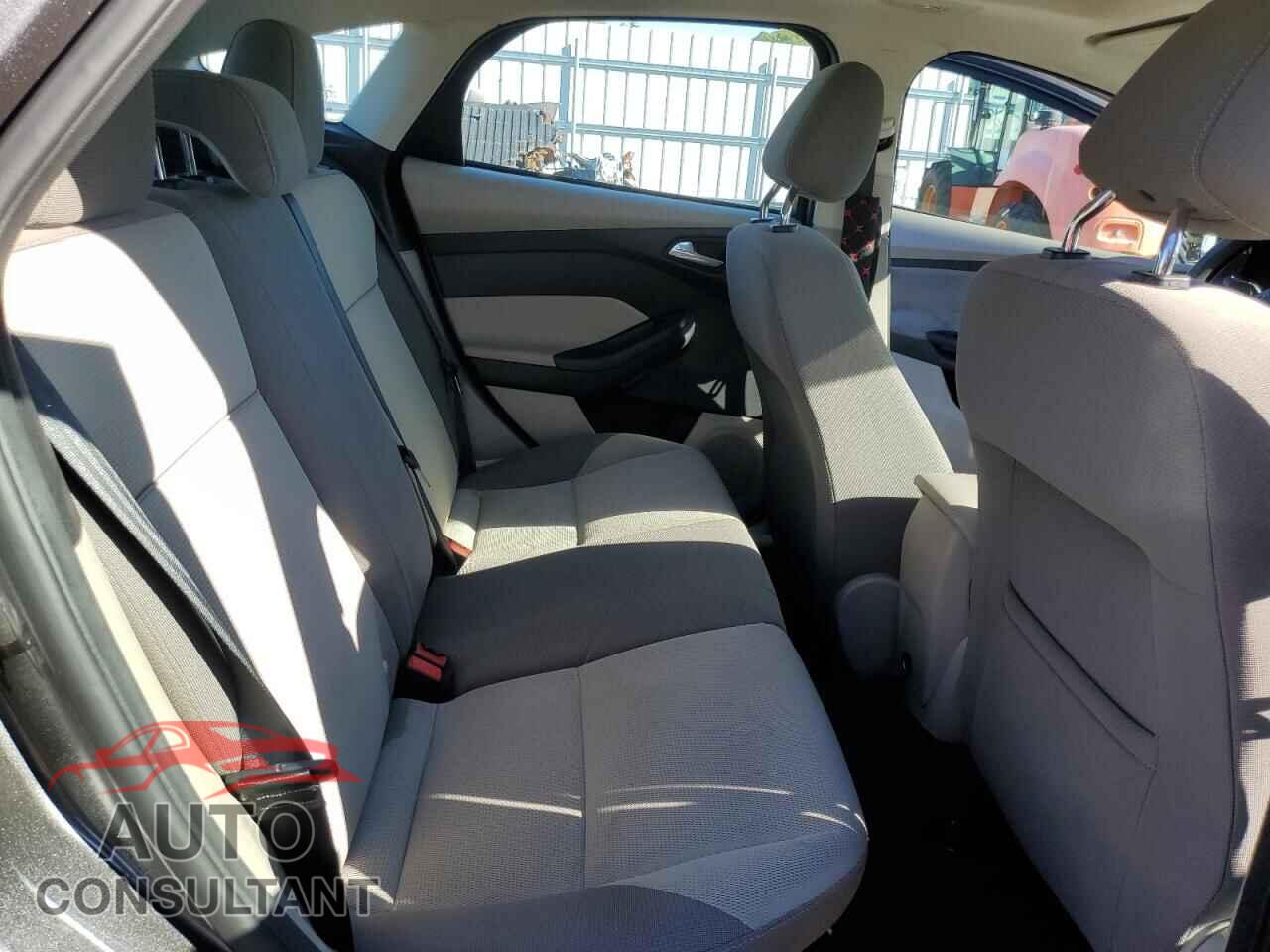 FORD FOCUS 2012 - 1FAHP3K2XCL269596