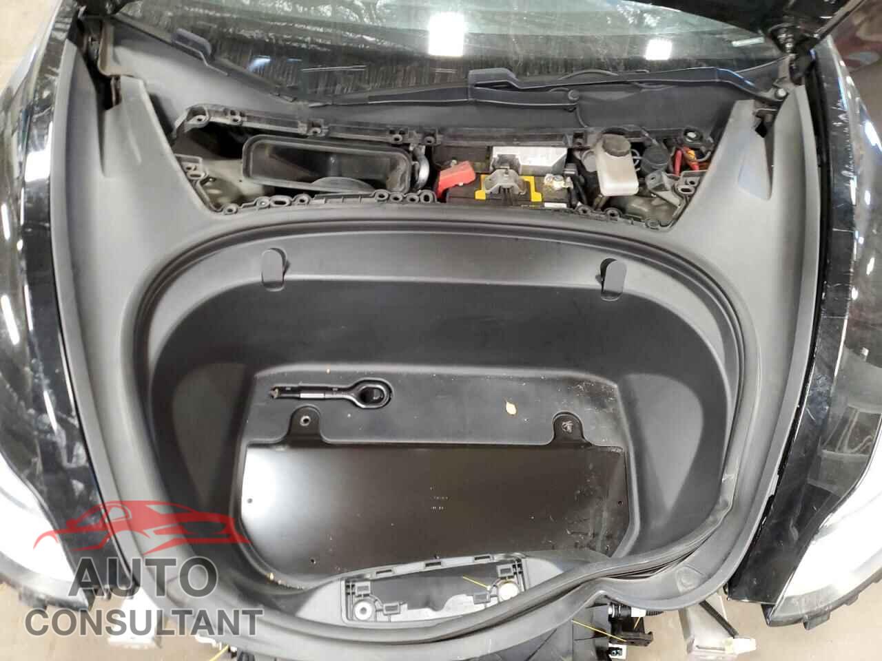 TESLA MODEL 3 2018 - 5YJ3E1EB4JF113502