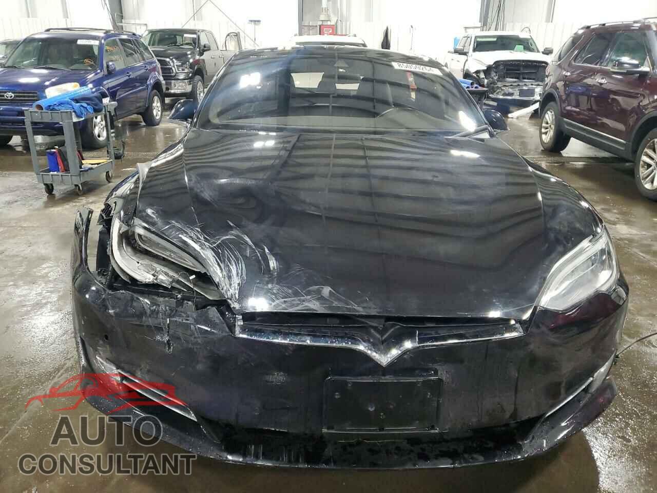 TESLA MODEL S 2016 - 5YJSA1E20GF153656