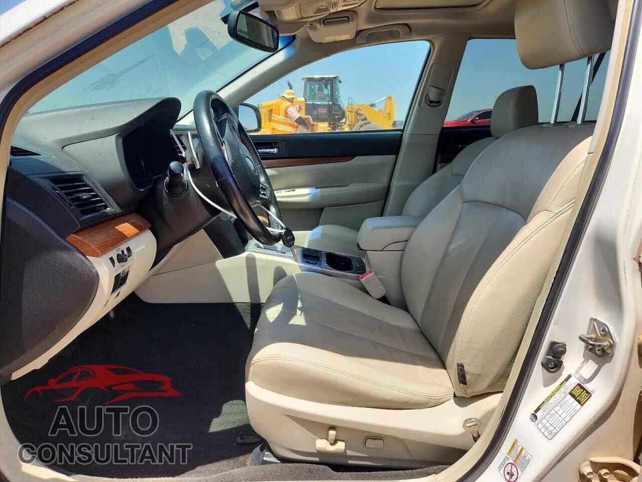 SUBARU OUTBACK 2013 - 4S4BRCPC3D3260229