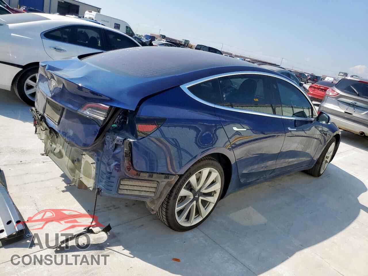 TESLA MODEL 3 2018 - 5YJ3E1EA4JF118318