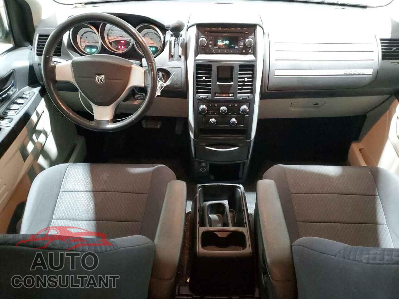 DODGE CARAVAN 2010 - 2D4RN3D17AR364181