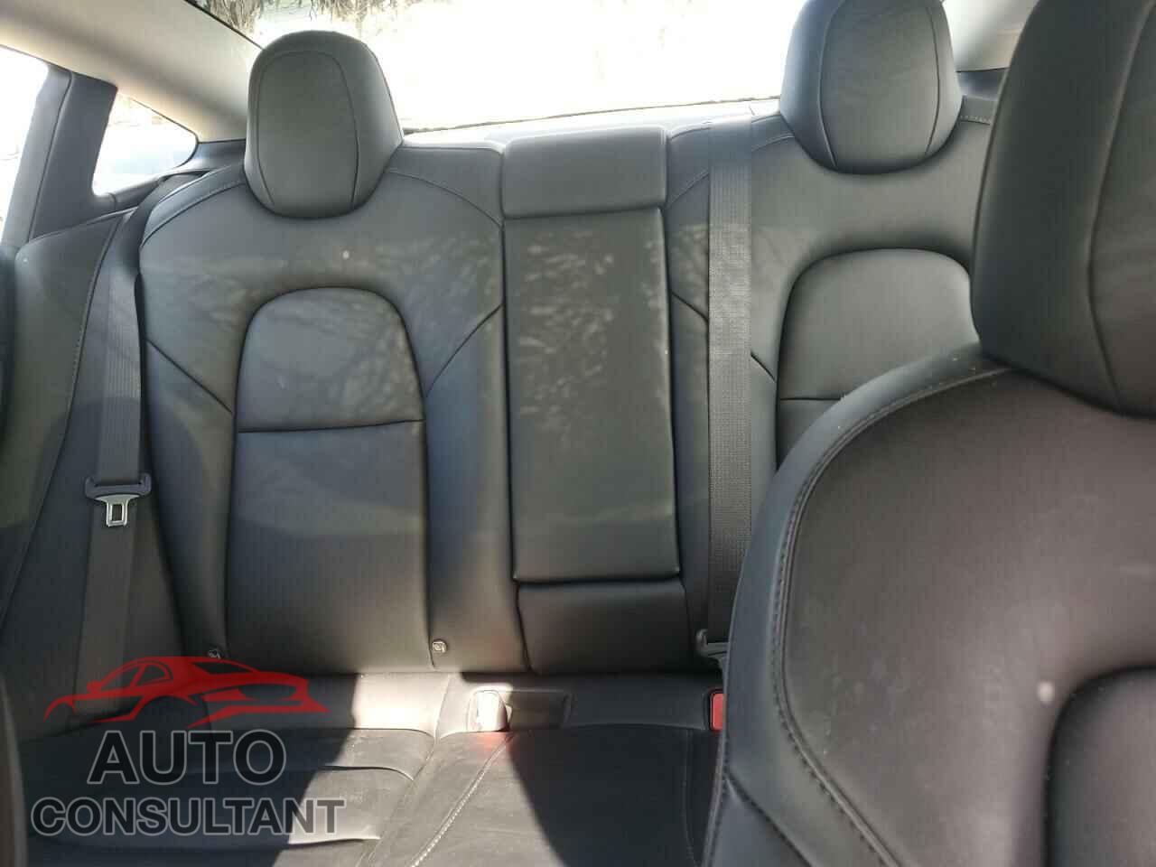 TESLA MODEL 3 2021 - 5YJ3E1EA1MF856758