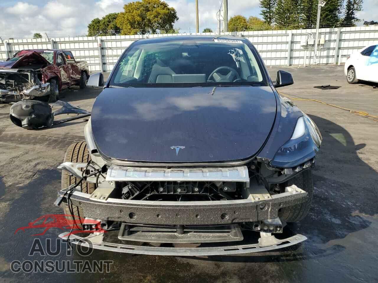 TESLA MODEL Y 2023 - 7SAYGDED7PF941350