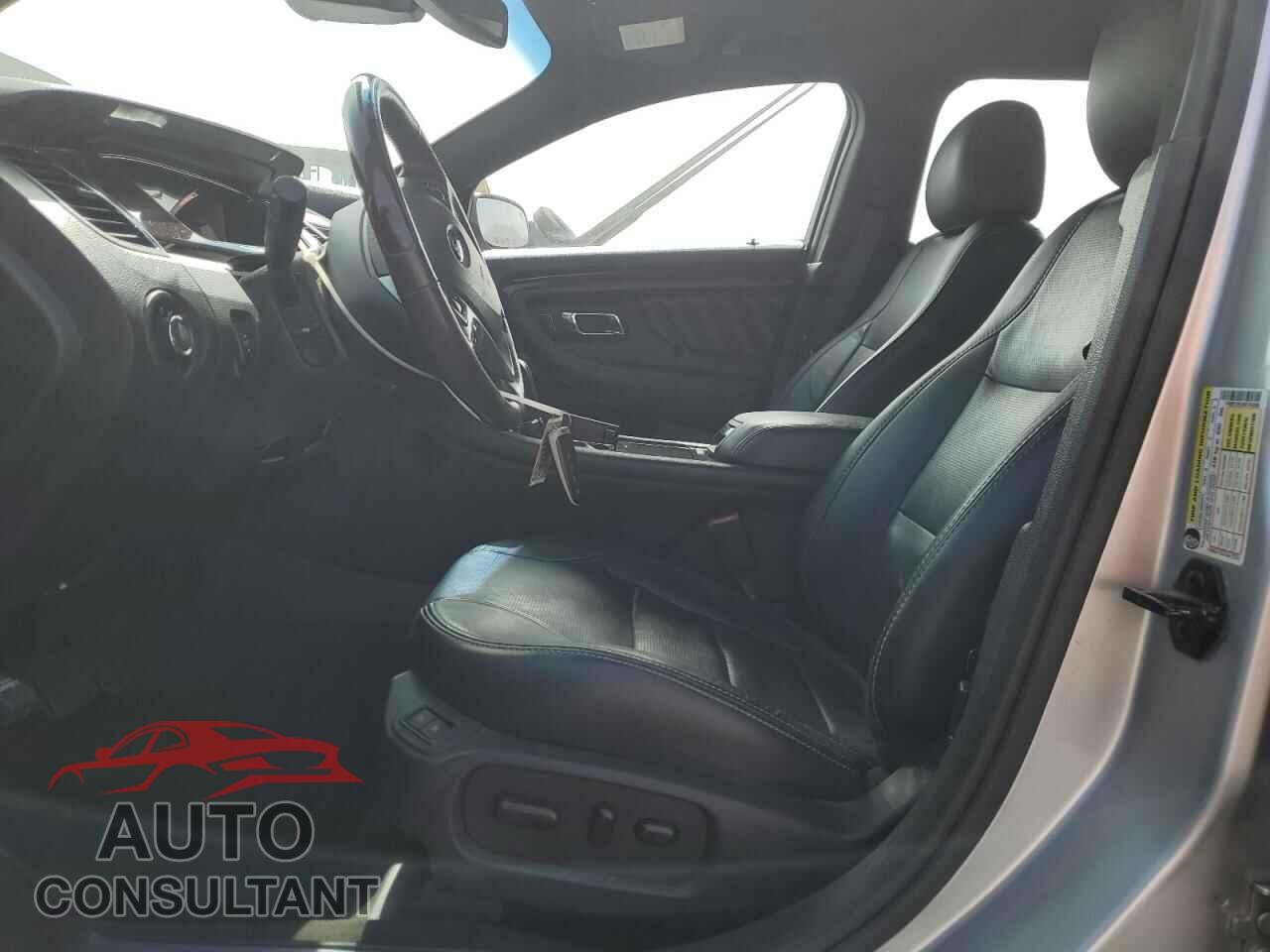 FORD TAURUS 2017 - 1FAHP2F81HG104206