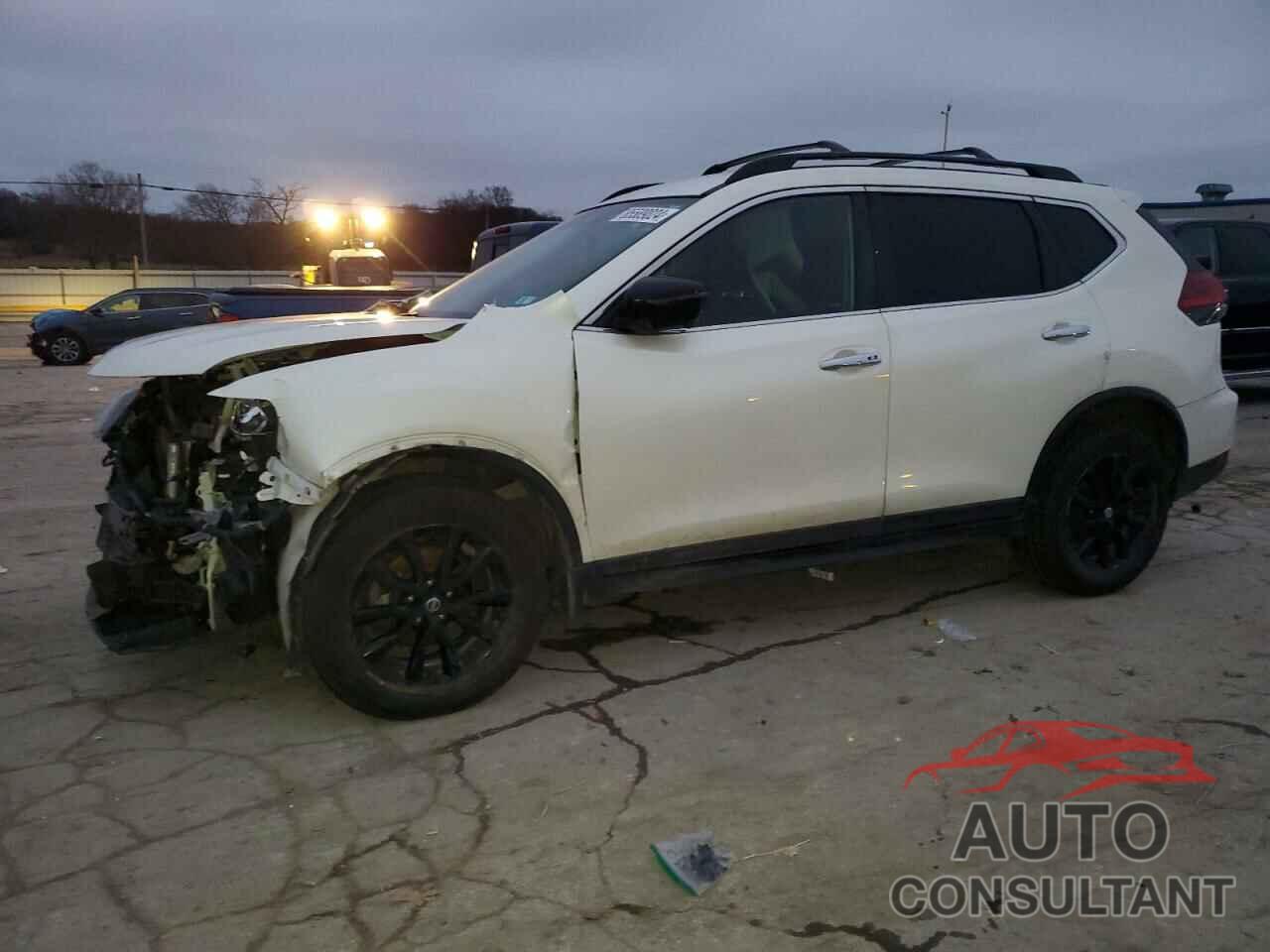 NISSAN ROGUE 2018 - 5N1AT2MV7JC738421