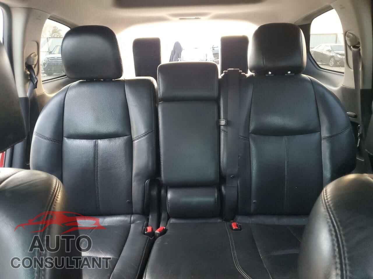 NISSAN PATHFINDER 2013 - 5N1AR2MN6DC688341