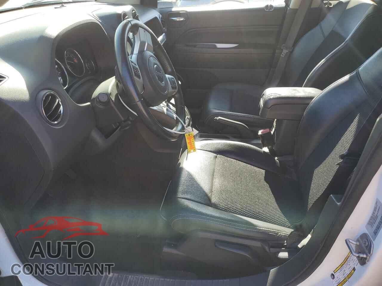 JEEP COMPASS 2016 - 1C4NJCEA2GD744370