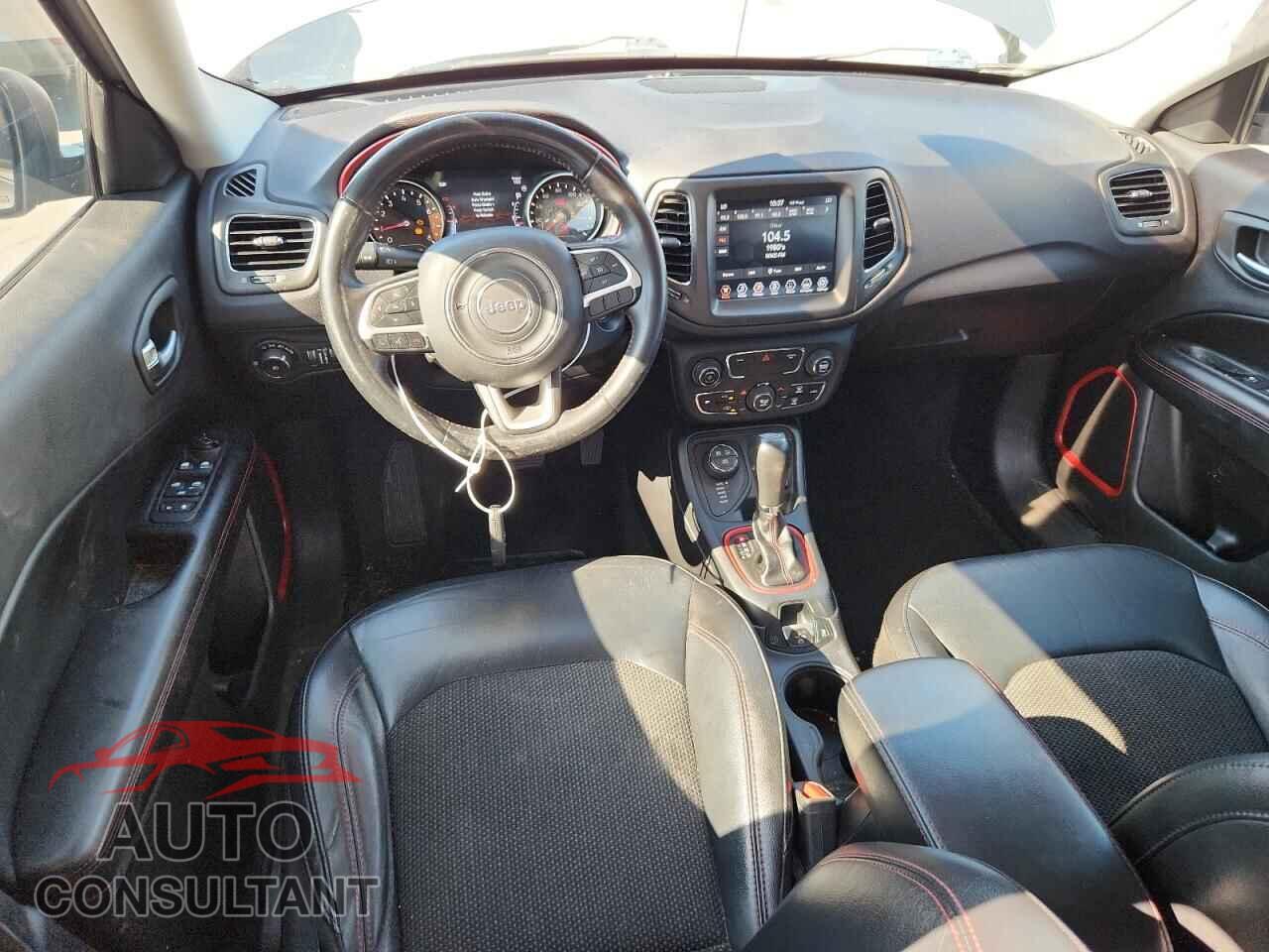 JEEP COMPASS 2019 - 3C4NJDDB3KT752609