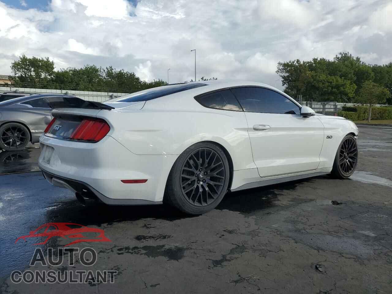 FORD MUSTANG 2015 - 1FA6P8CF3F5328924