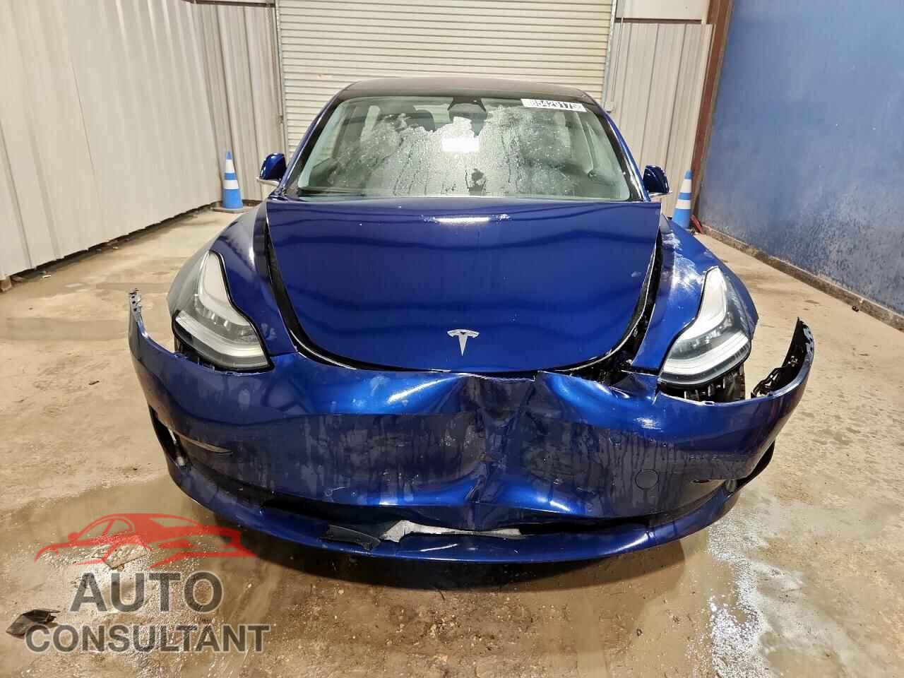TESLA MODEL 3 2018 - 5YJ3E1EA4JF102538