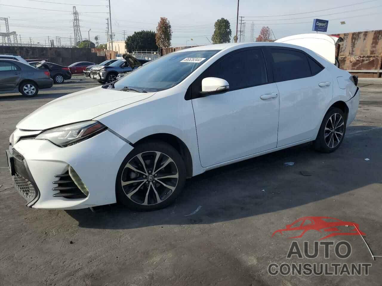 TOYOTA COROLLA 2018 - 5YFBURHE9JP765684