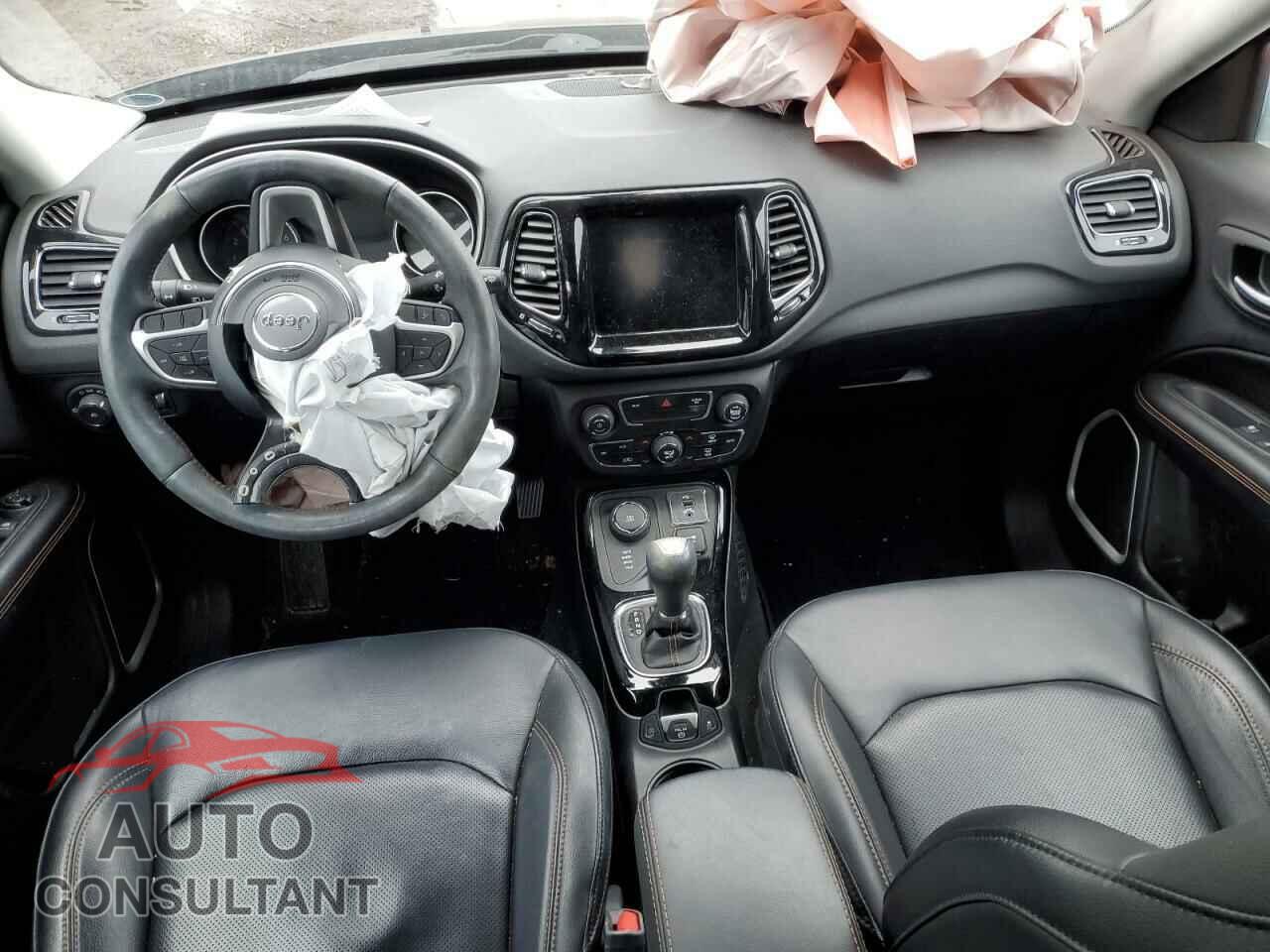 JEEP COMPASS 2019 - 3C4NJDCB9KT776401