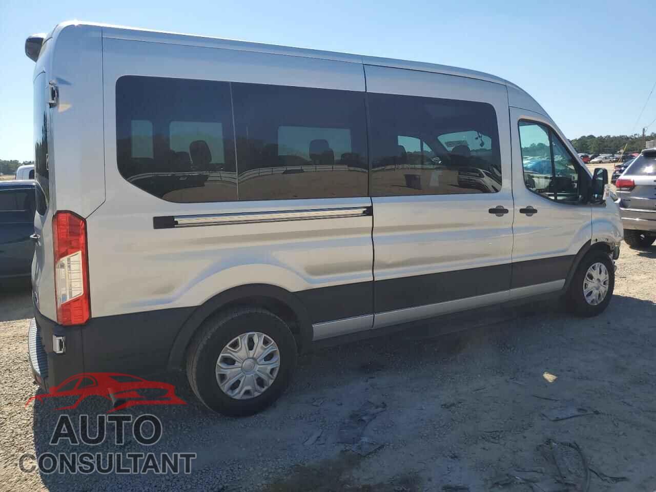 FORD TRANSIT 2022 - 1FBAX2C87NKA69409