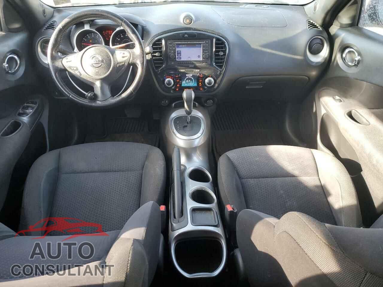NISSAN JUKE 2011 - JN8AF5MV6BT006316