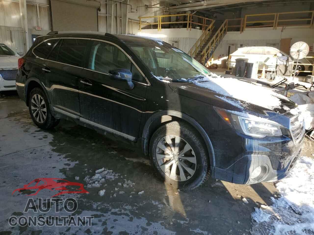 SUBARU OUTBACK 2018 - 4S4BSETC2J3395915