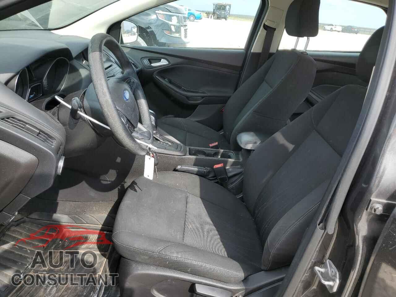 FORD FOCUS 2016 - 1FADP3F28GL281695
