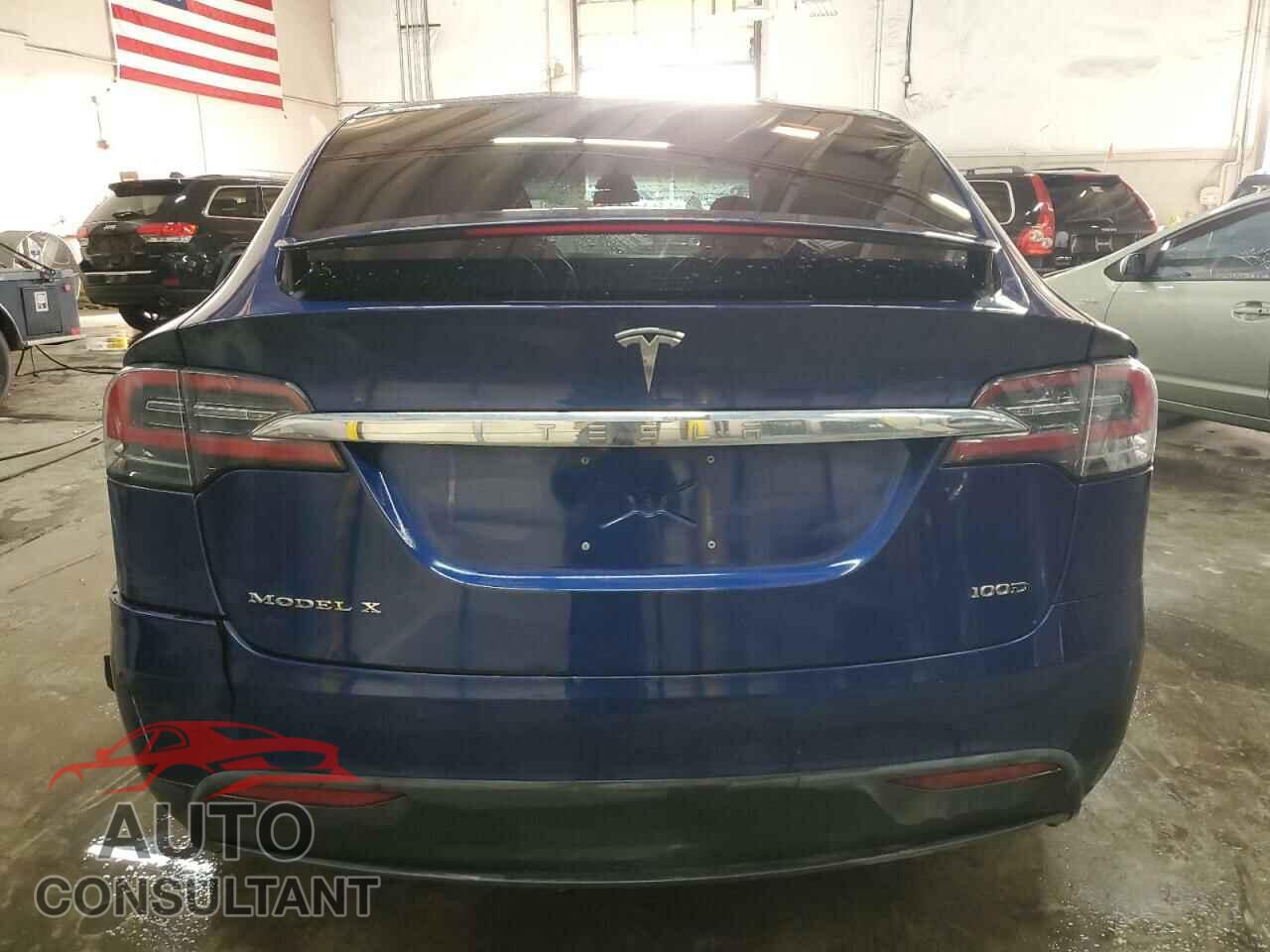 TESLA MODEL X 2017 - 5YJXCBE23HF061237