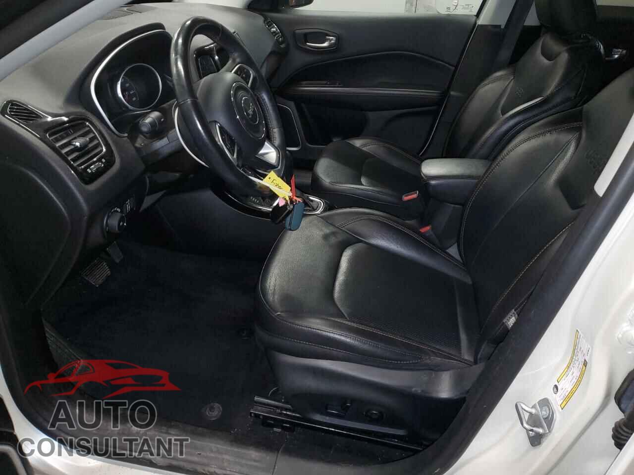 JEEP COMPASS 2019 - 3C4NJDCB8KT678914