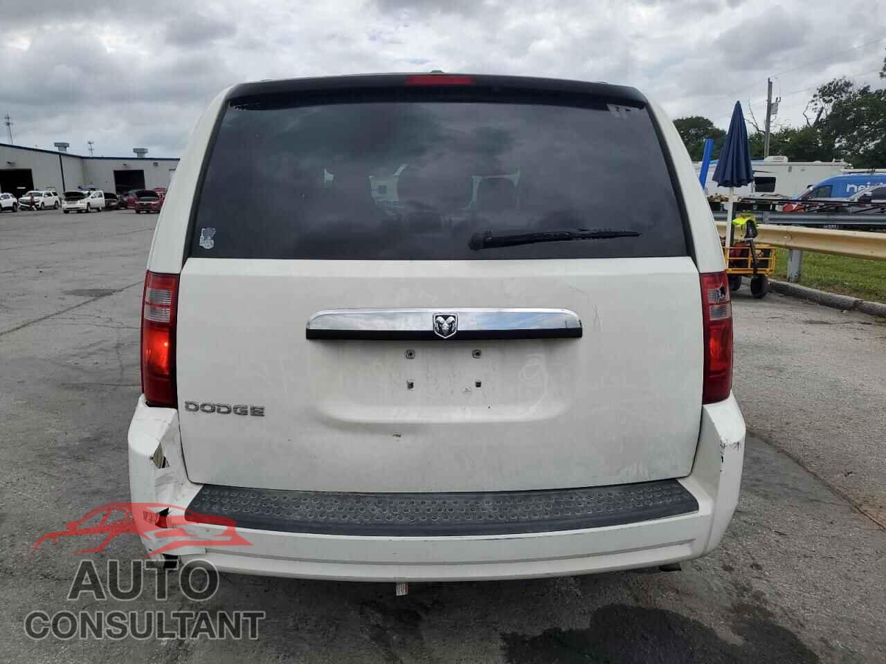 DODGE CARAVAN 2010 - 2D4RN5D17AR211697