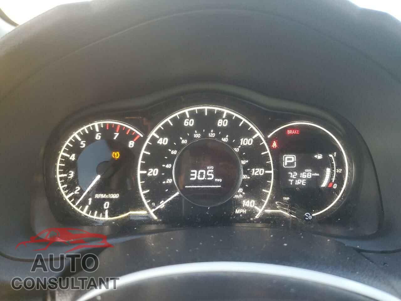 NISSAN VERSA 2017 - 3N1CE2CP0HL381157