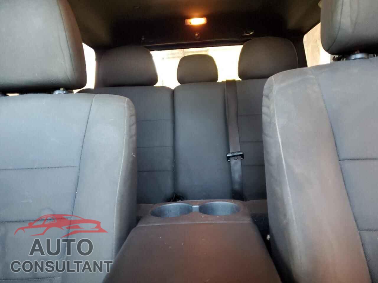 FORD ESCAPE 2012 - 1FMCU9DG1CKB01744