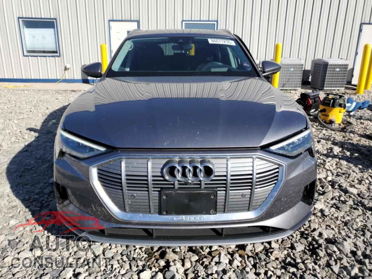 AUDI E-TRON 2021 - WA1VAAGE6MB018114
