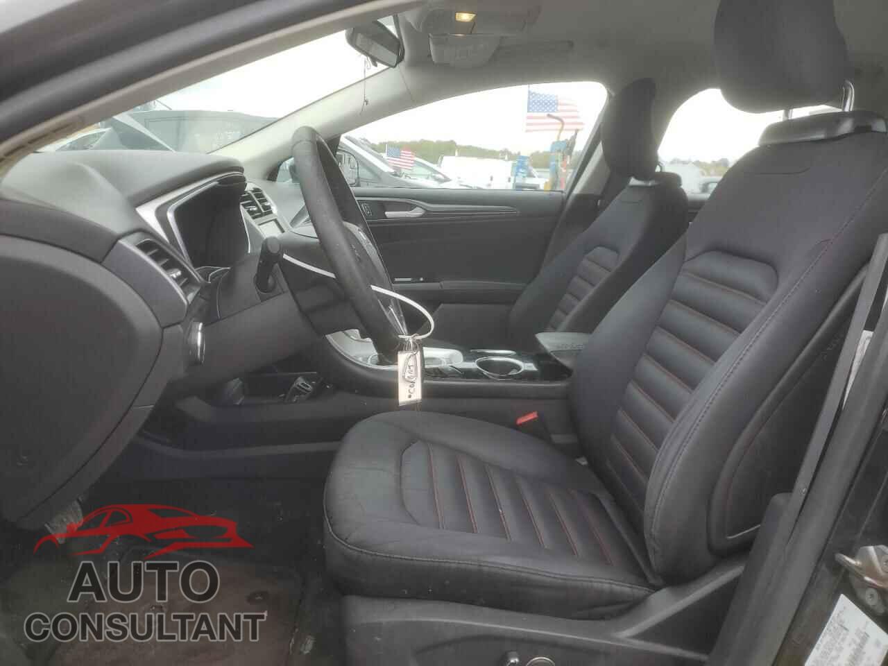 FORD FUSION 2013 - 3FA6P0LU0DR368596