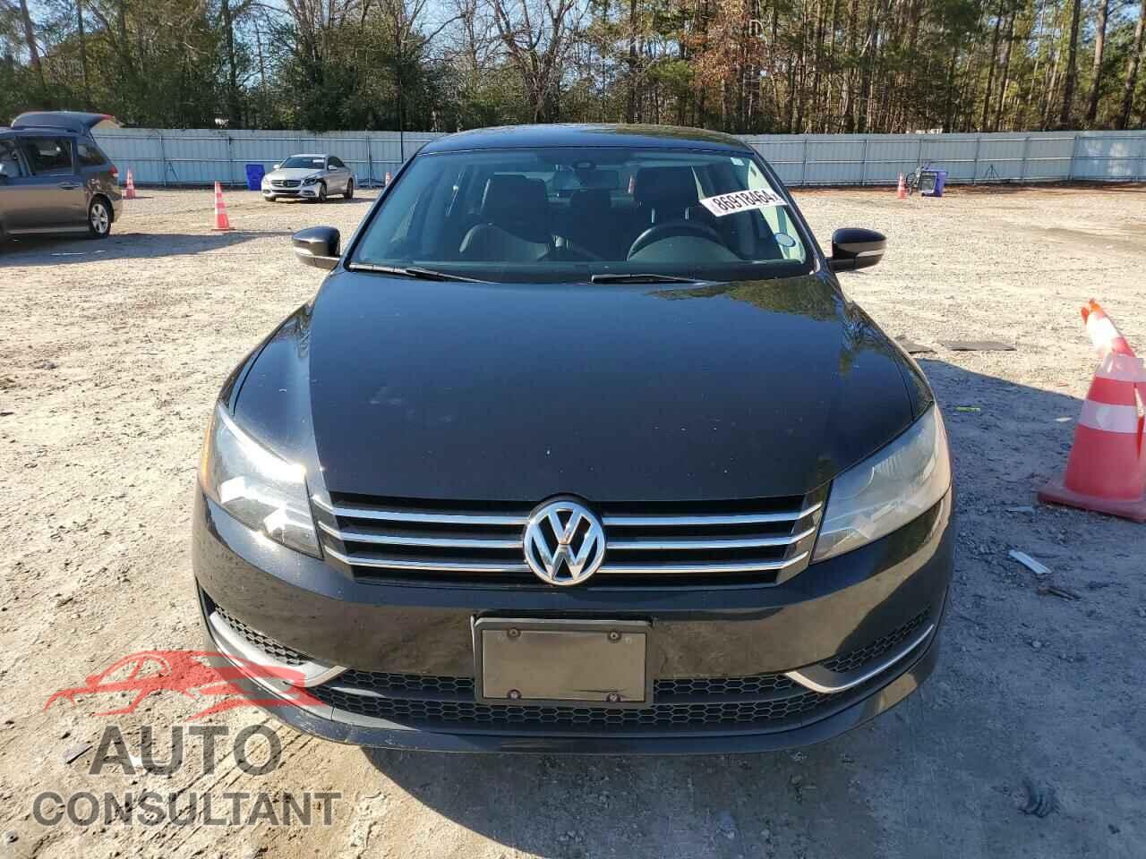 VOLKSWAGEN PASSAT 2015 - 1VWAT7A34FC035495