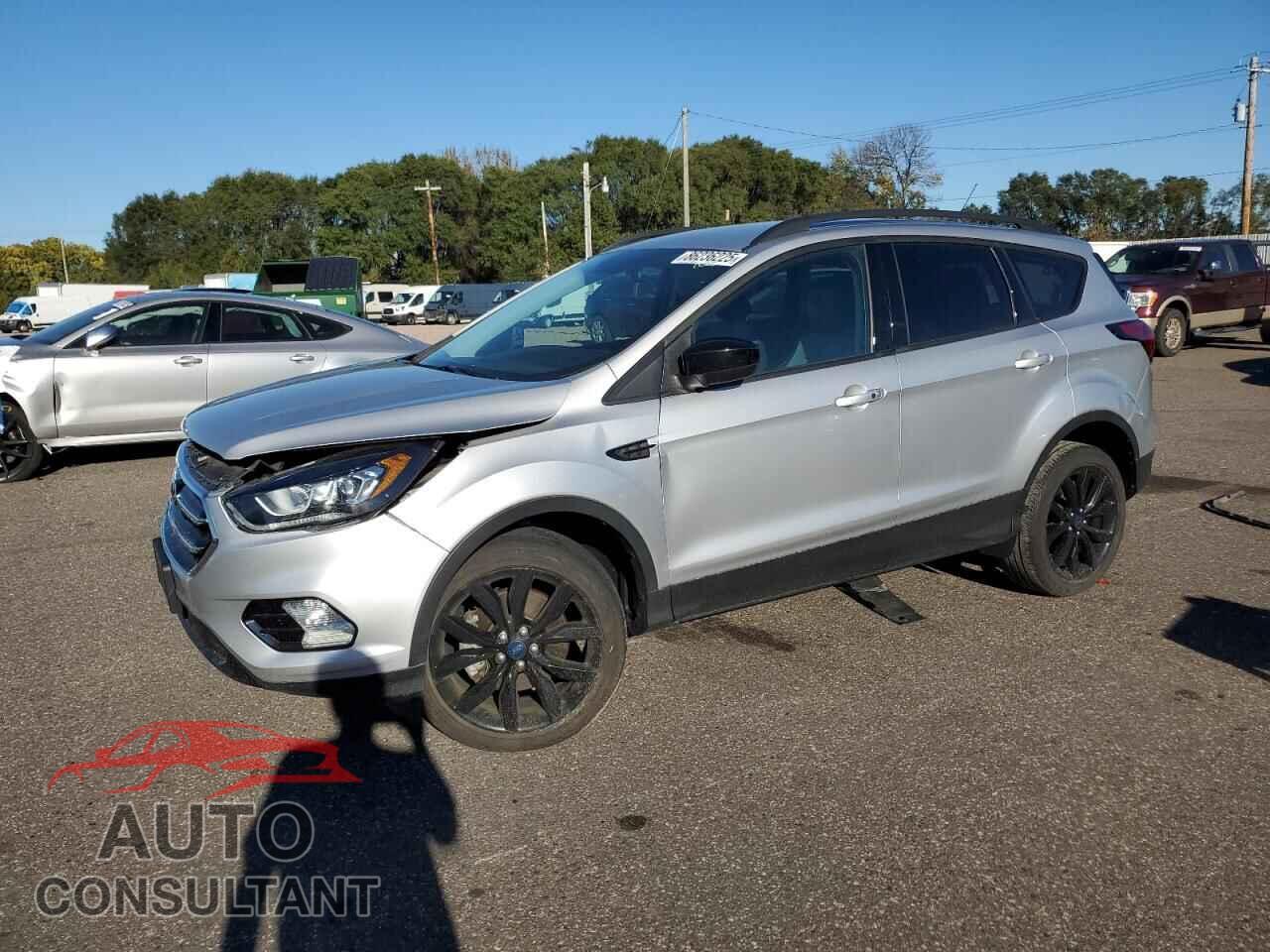 FORD ESCAPE 2019 - 1FMCU9GD8KUB28055