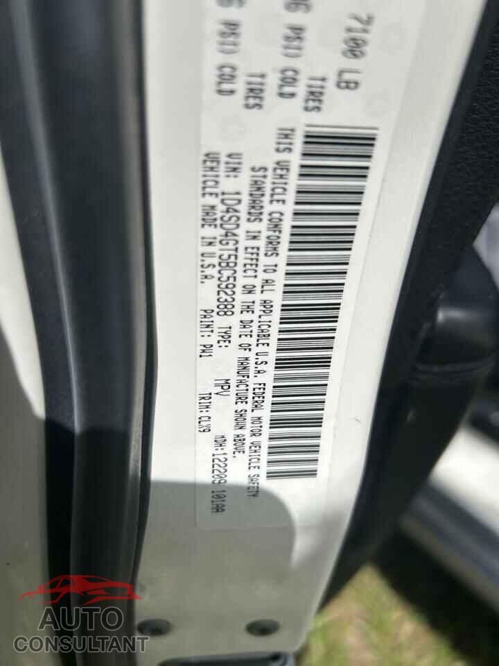DODGE DURANGO 2011 - 1D4SD4GT5BC592388
