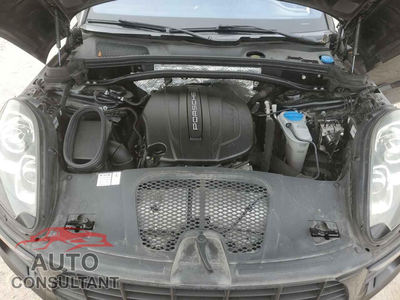 PORSCHE MACAN 2018 - WP1AA2A52JLB08822