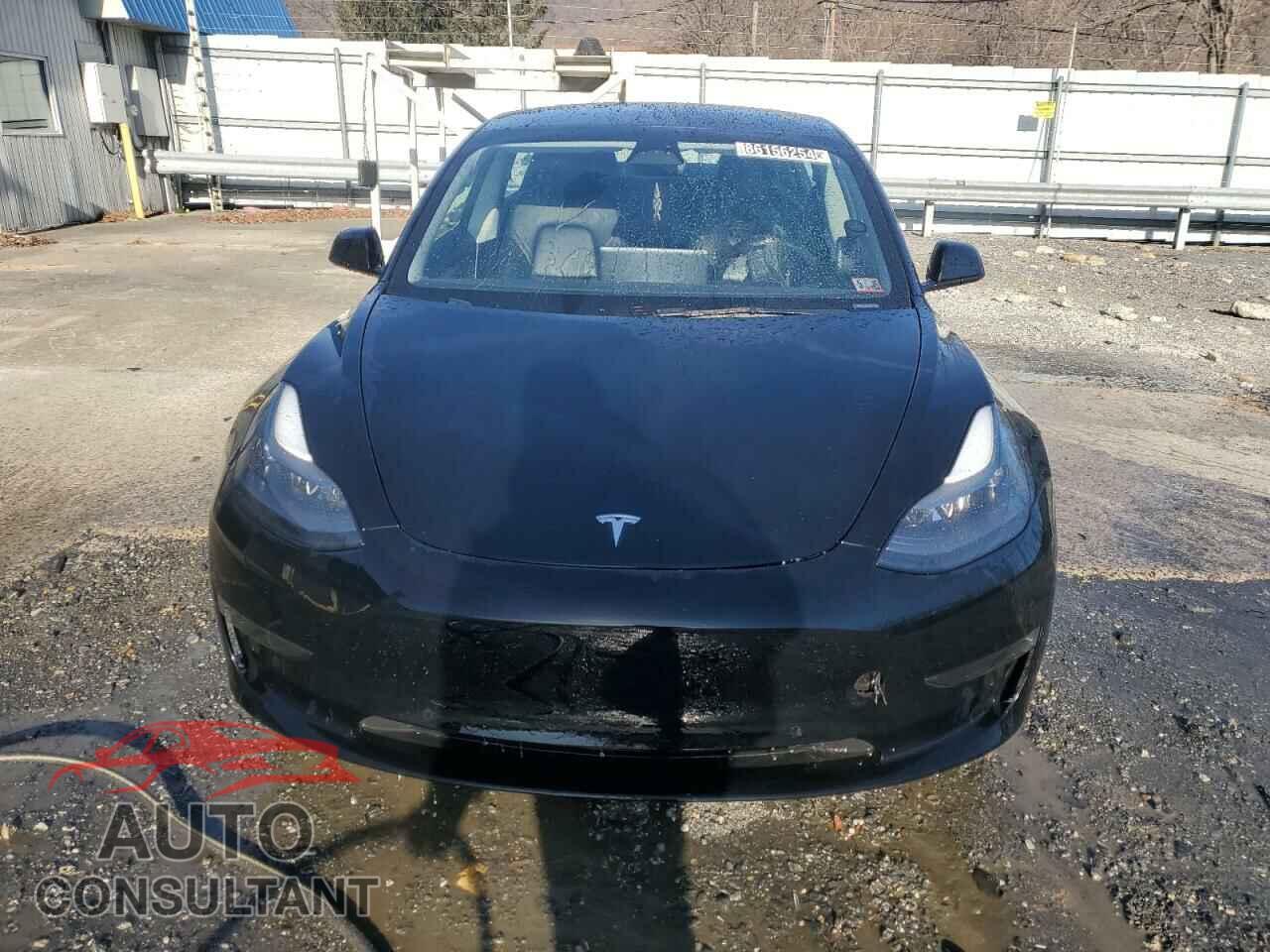TESLA MODEL 3 2022 - 5YJ3E1EA4NF370947