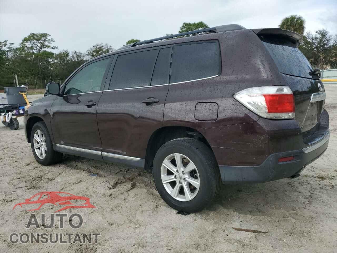 TOYOTA HIGHLANDER 2011 - 5TDBK3EH6BS042837
