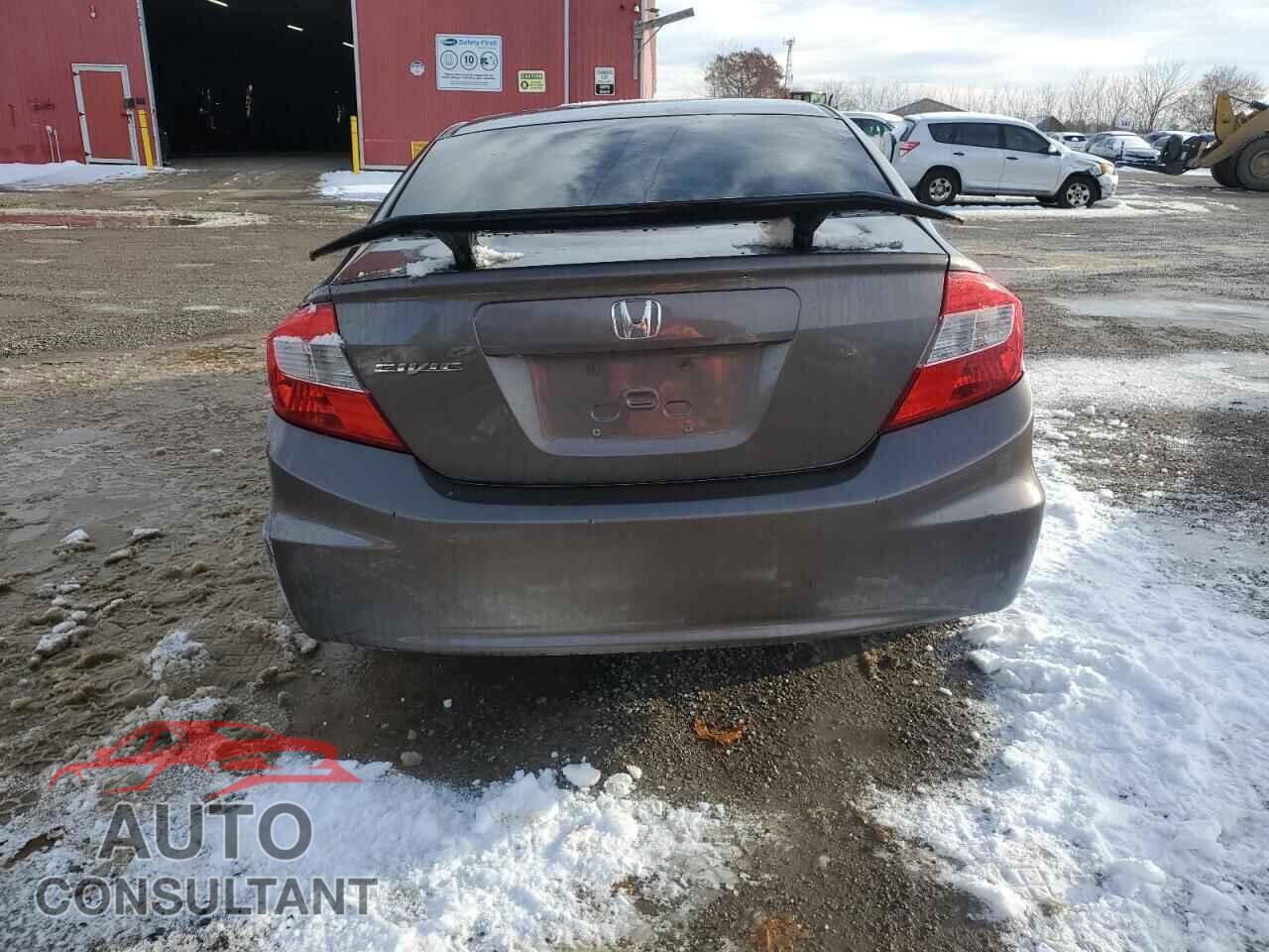 HONDA CIVIC 2012 - 2HGFB2F44CH022563